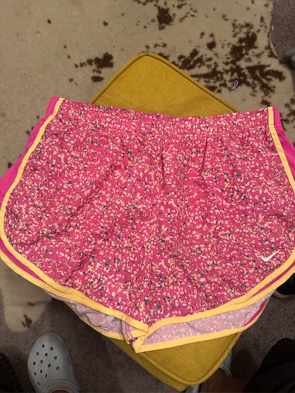 Nike Pink Floral Athletic running  Shorts with Yellow Trim Sz XL women’s